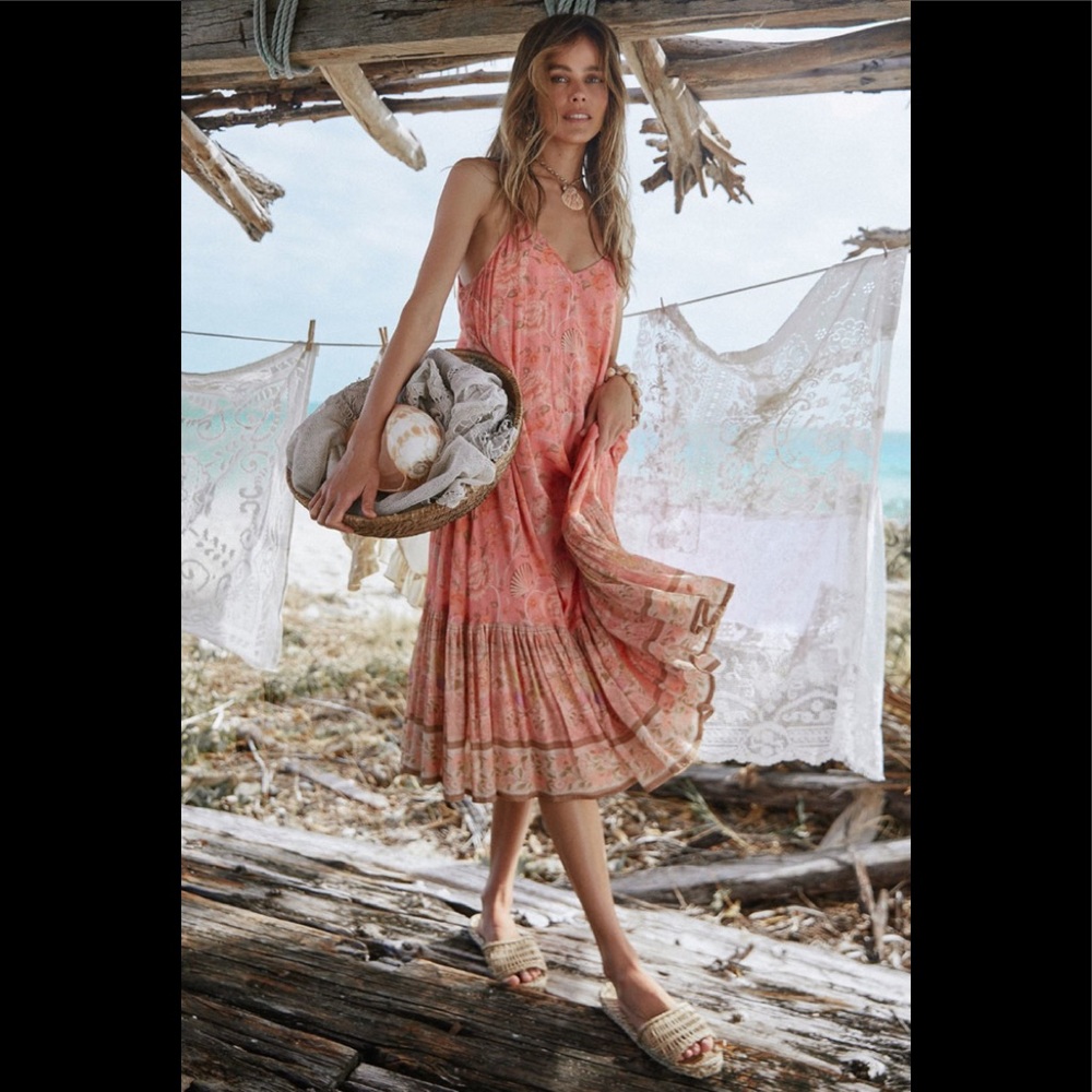 SPELL SEASHELL STRAPPY MIDI DRESS